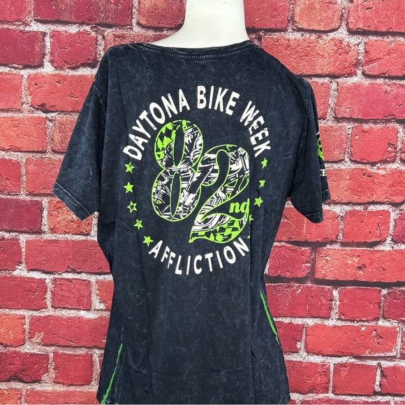 Affliction Daytona Women’s Graphic Baby Tee -Size: XL - NWT - Picture 9 of 12